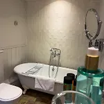 Nocleg ze śniadaniem La Petite Folie 3*