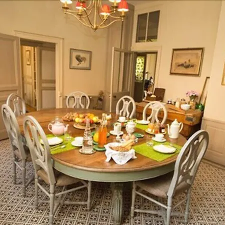 La Petite Folie ベッド・アンド・ブレックファスト オンフルール