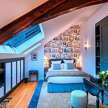 Bed & Breakfast La Petite Folie 3*