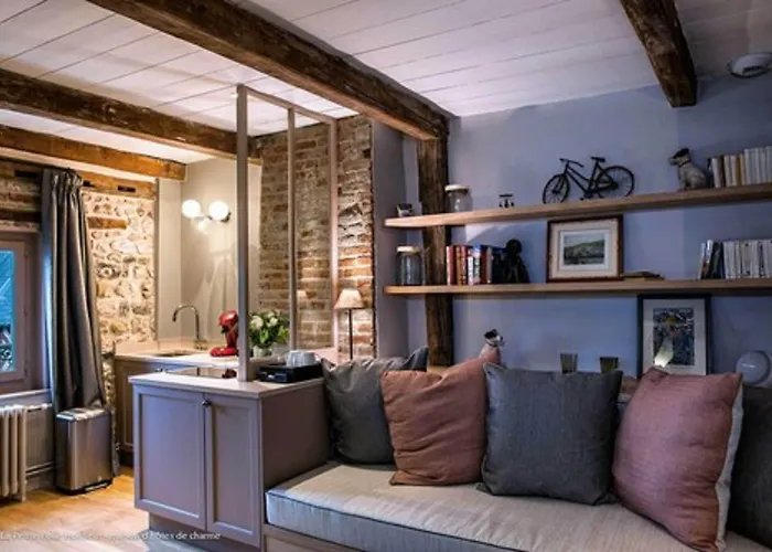 La Petite Folie Bed and breakfast