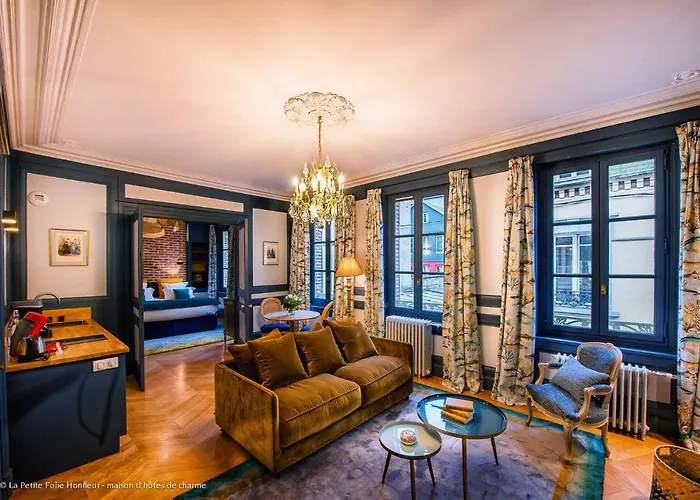 La Petite Folie Bed and breakfast Honfleur