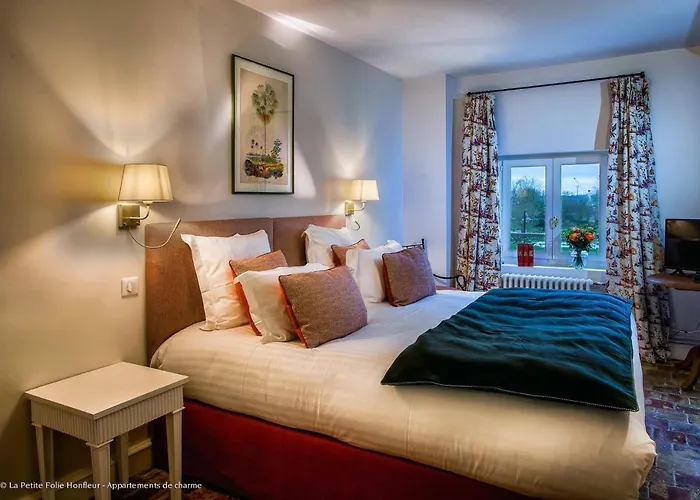 Bed and breakfast La Petite Folie 3*